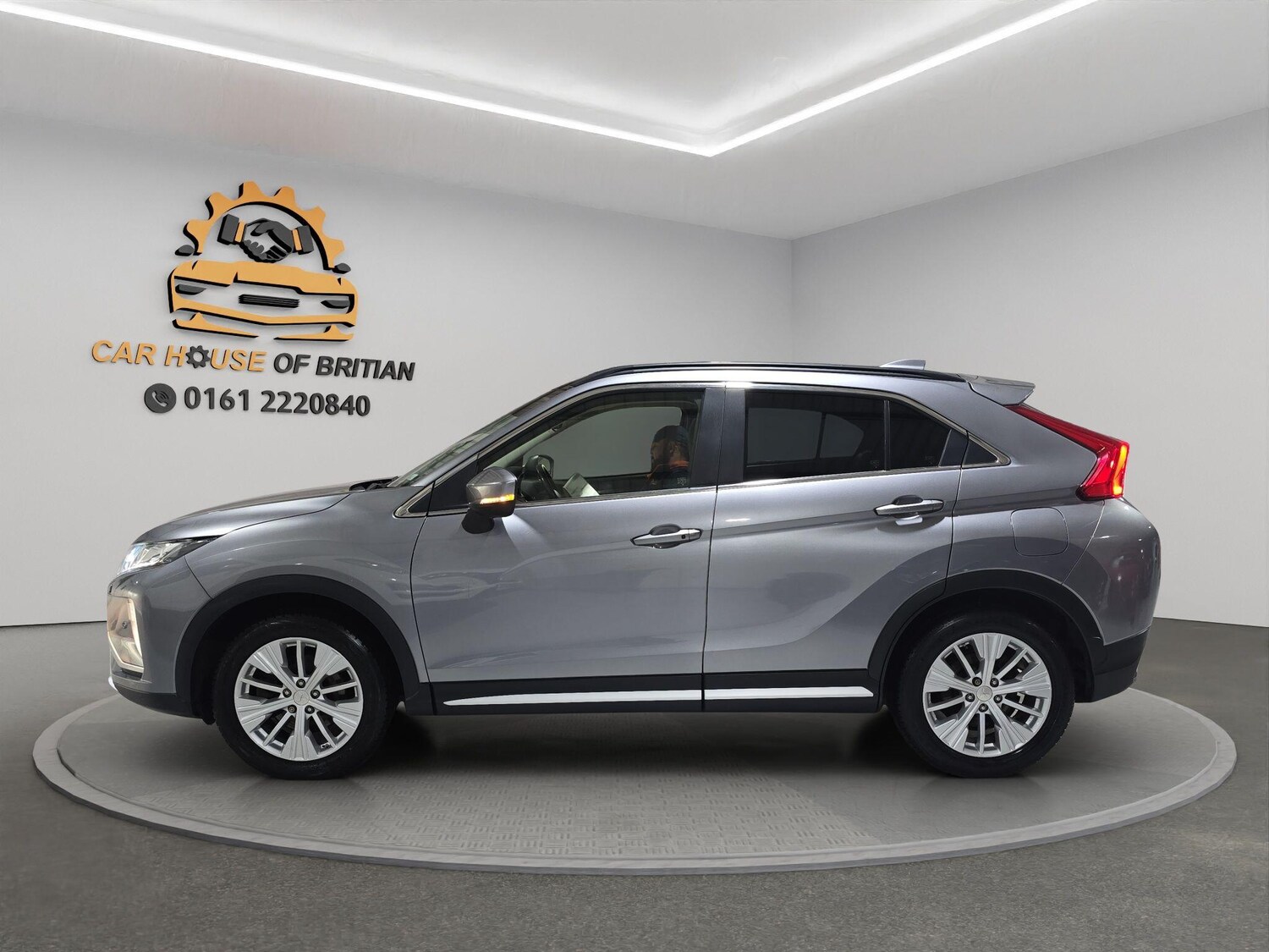 Used Mitsubishi Eclipse Cross 2018 for sale - 76408900: Photo 5