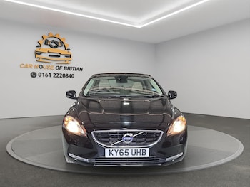 Used Volvo V40 2015 for sale - 78384045: Photo