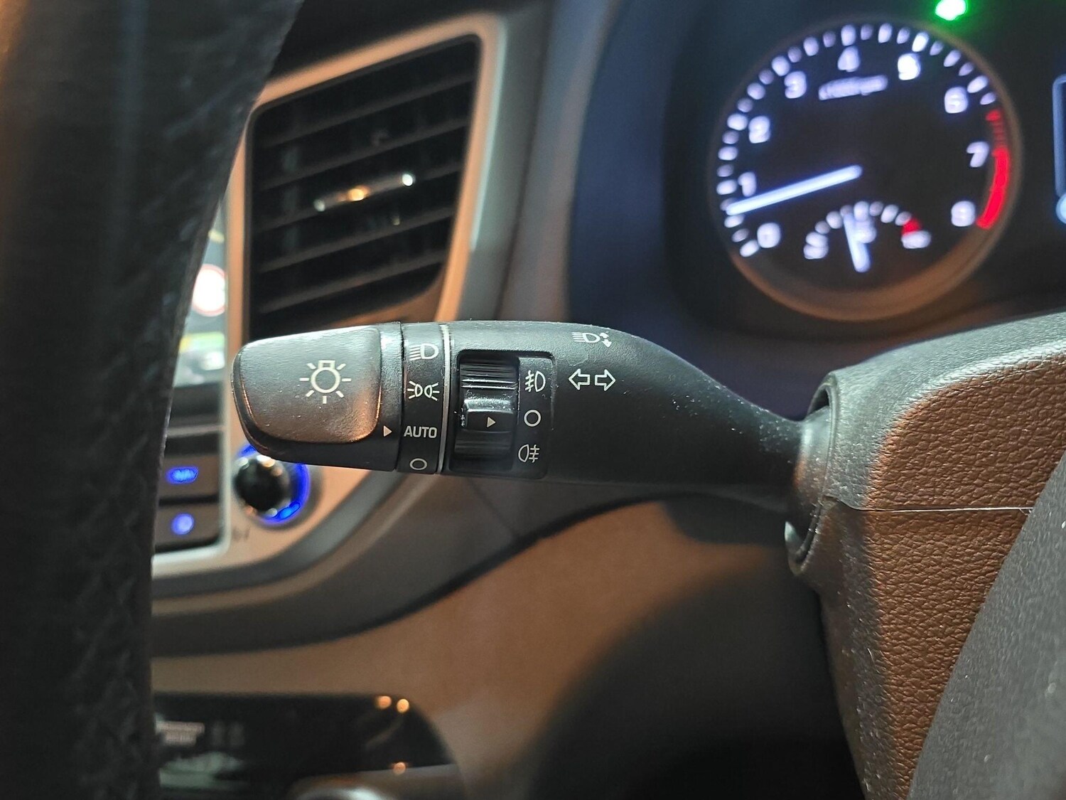 Used Hyundai TUCSON 2016 for sale - 77549291: Photo 28