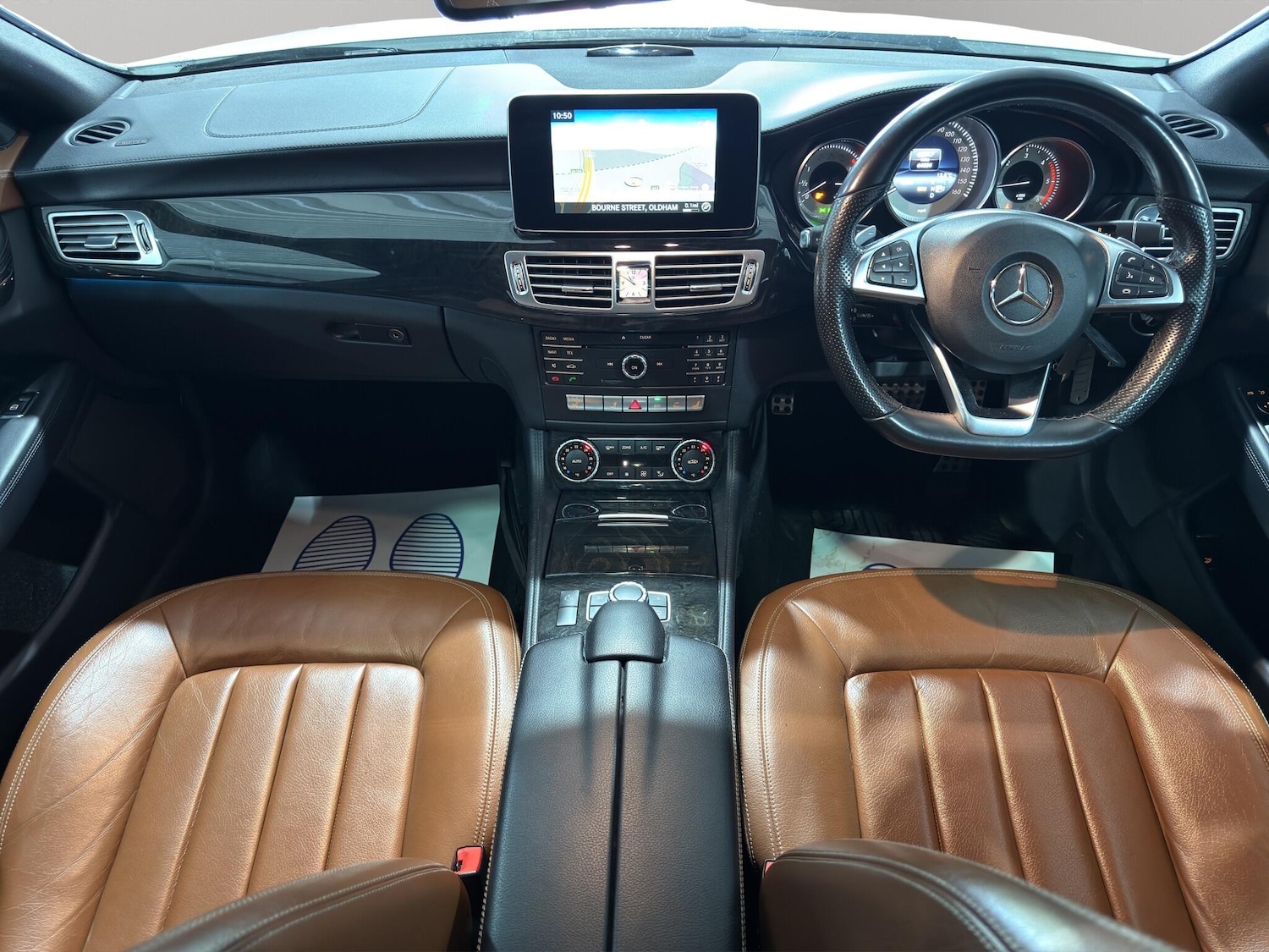 Used Mercedes-Benz CLS 2015 for sale - 78170823: Photo 2