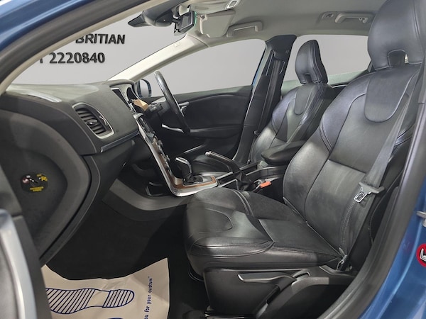 Used Volvo V40 2015 for sale - 75127148: Photo 11