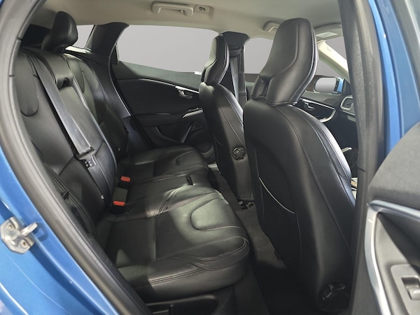 Used Volvo V40 2015 for sale - 75127148: Photo 13