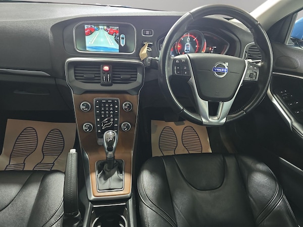 Used Volvo V40 2015 for sale - 75127148: Photo 16