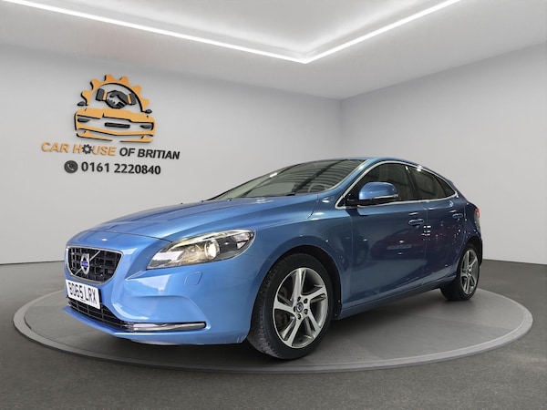 Used Volvo V40 2015 for sale - 75127148: Photo 1