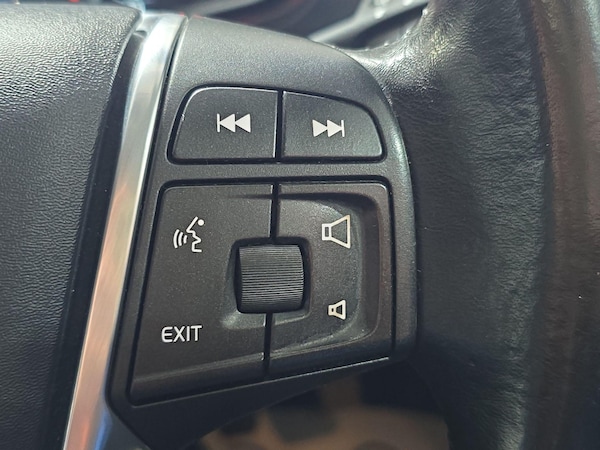 Used Volvo V40 2015 for sale - 75127148: Photo 22