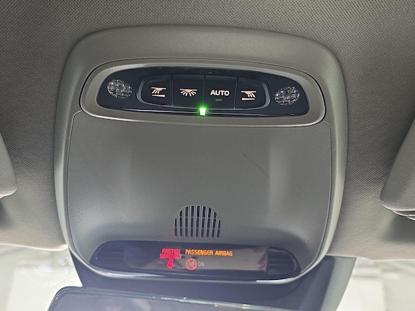 Used Volvo V40 2015 for sale - 75127148: Photo 29