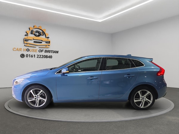 Used Volvo V40 2015 for sale - 75127148: Photo 8