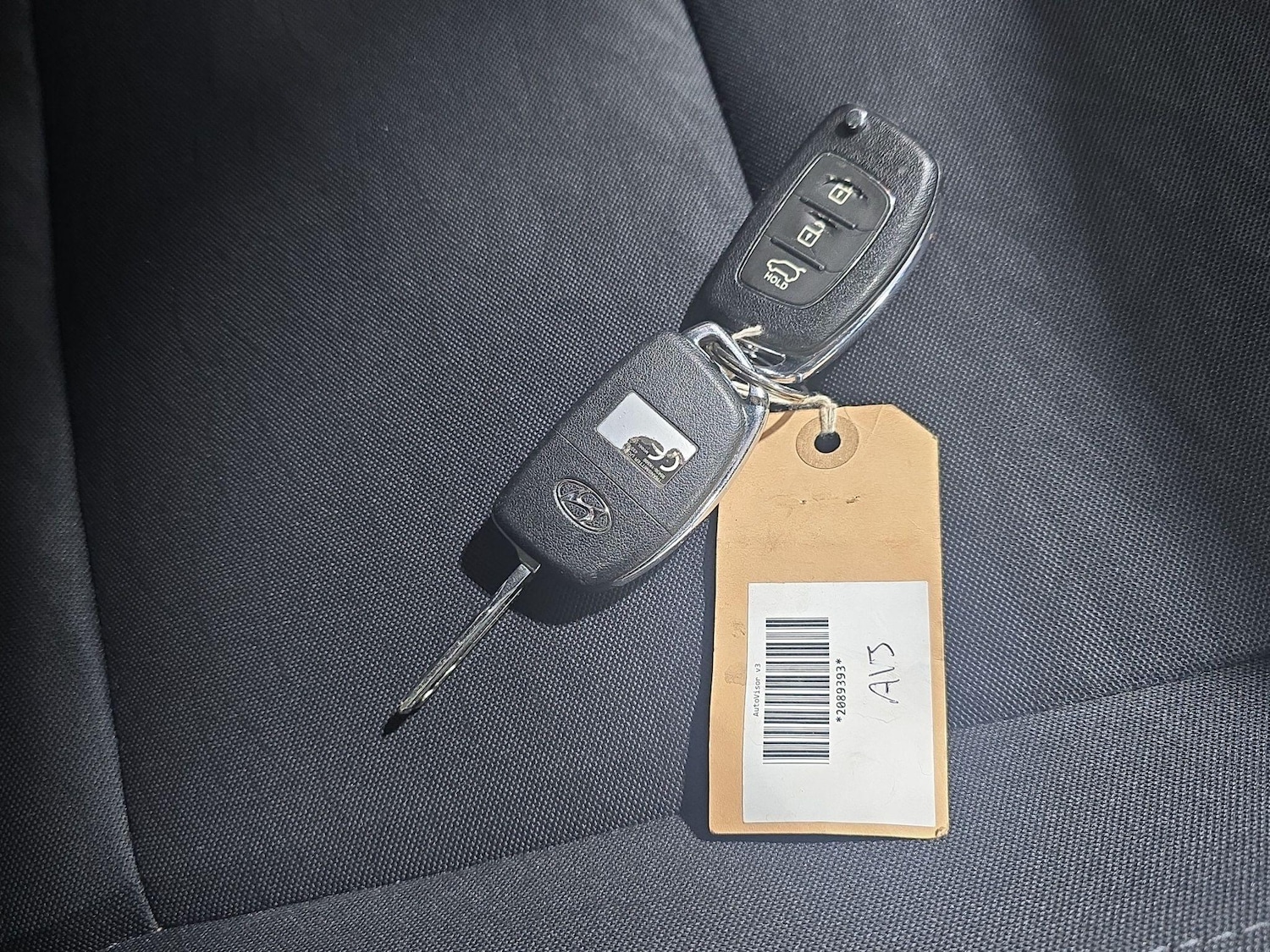 Used Hyundai Ix20 2015 for sale - 76991689: Photo 25