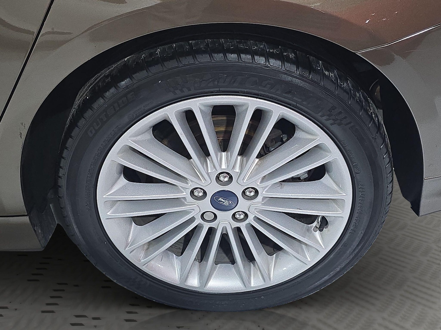 Used Ford Mondeo 2015 for sale - 76786660: Photo 32