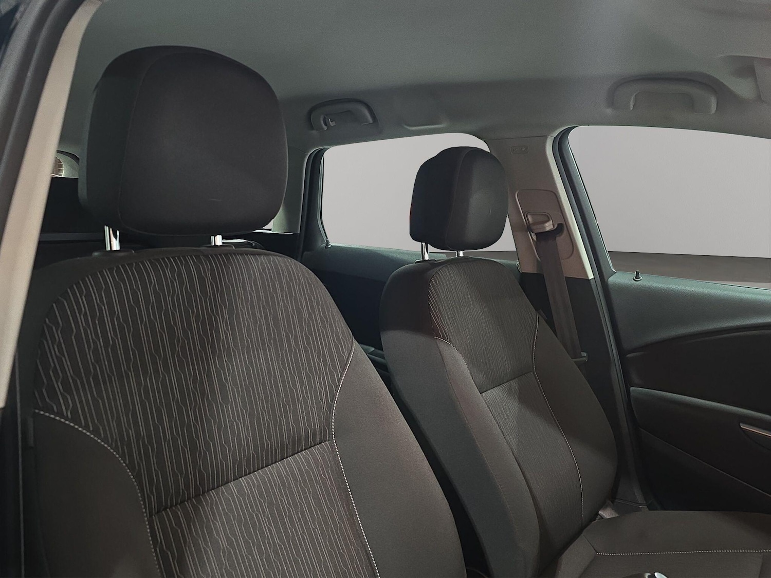 Used Vauxhall Astra for sale - 77253939: Photo 11