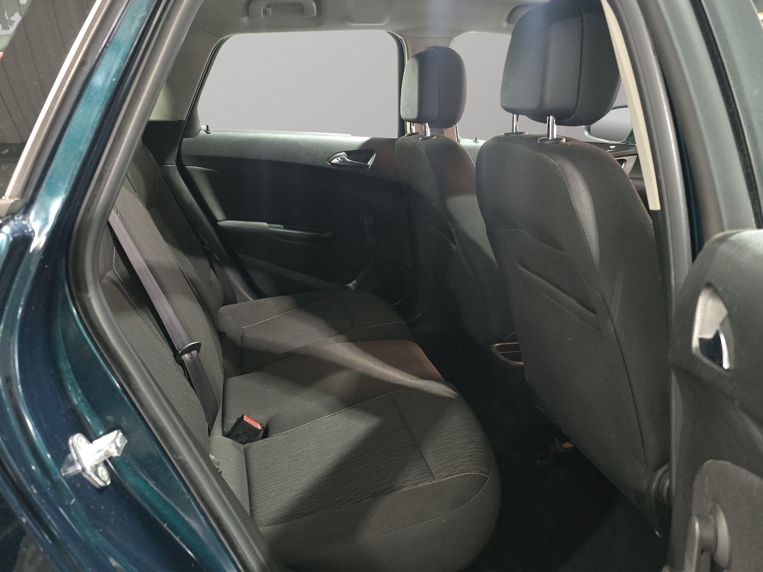 Used Vauxhall Astra for sale - 77253939: Photo 14