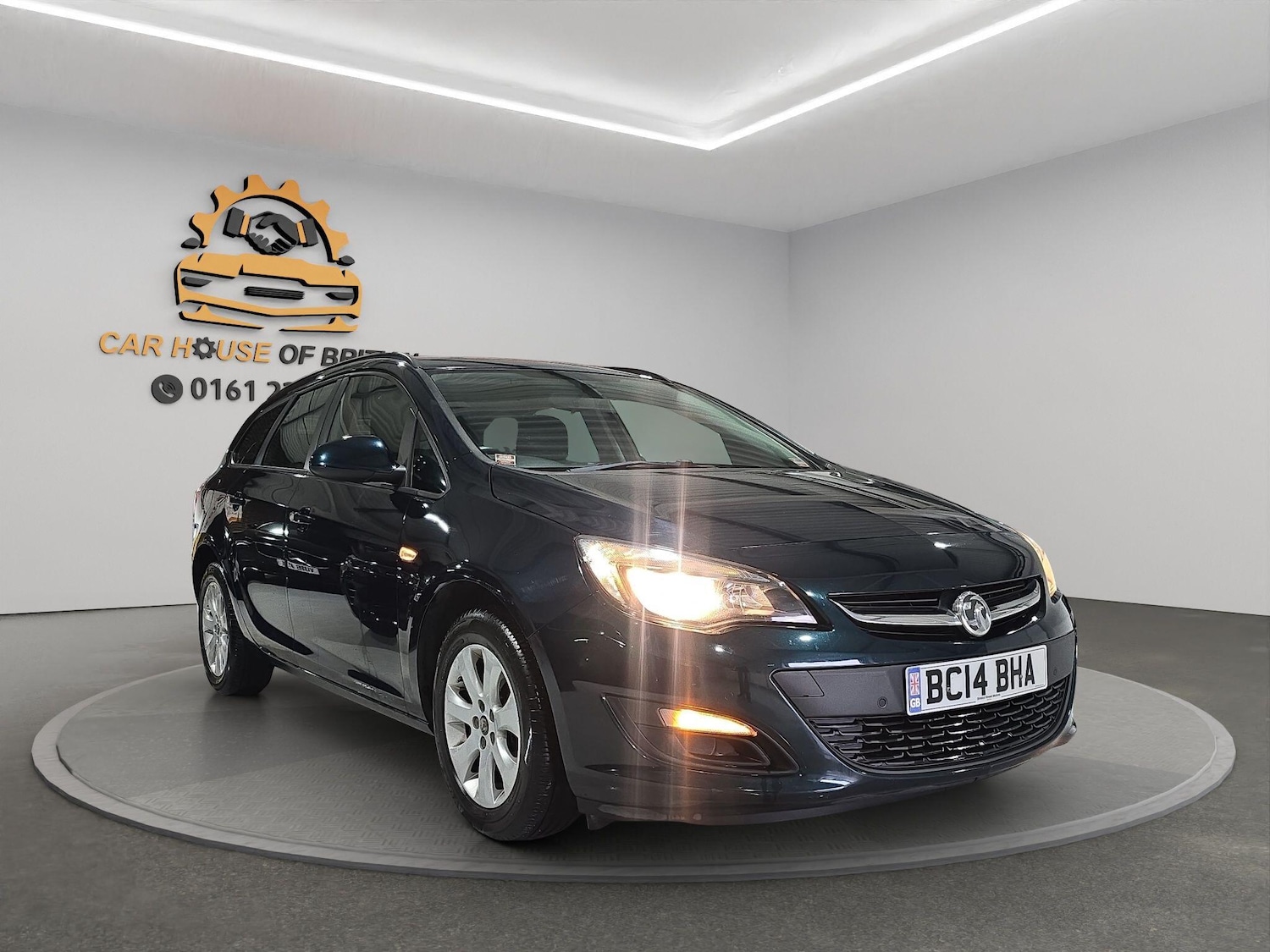 Used Vauxhall Astra for sale - 77253939: Photo 4