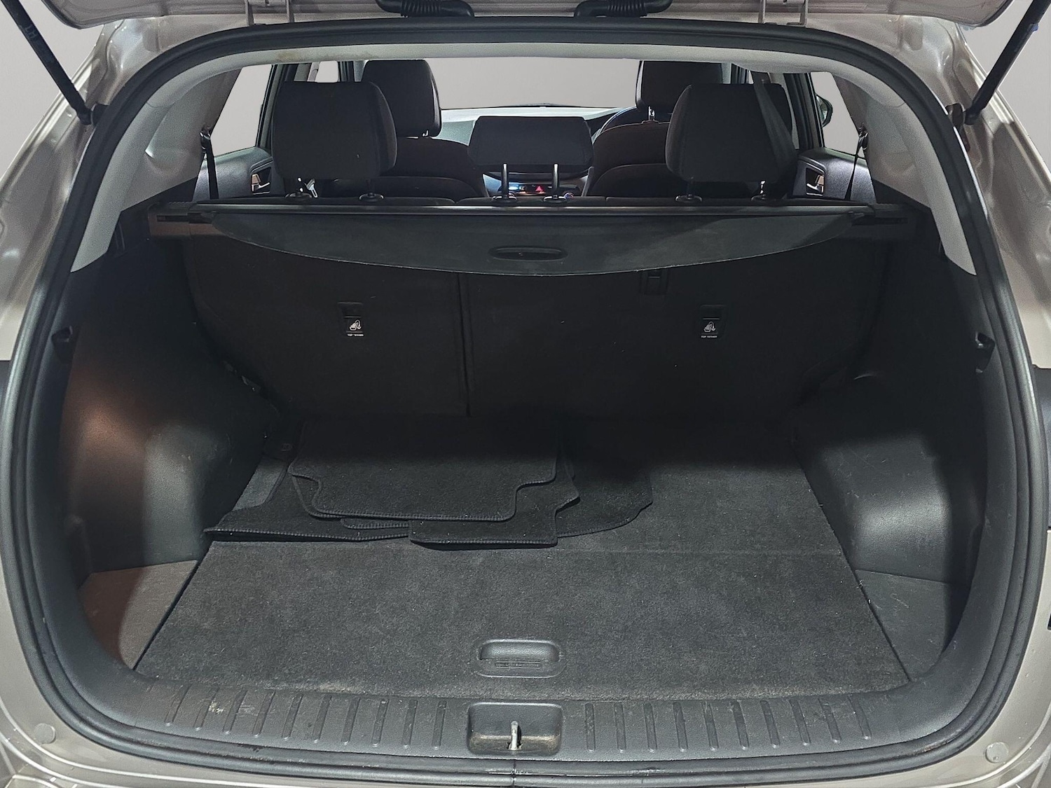 Used Hyundai TUCSON 2016 for sale - 77468404: Photo 10