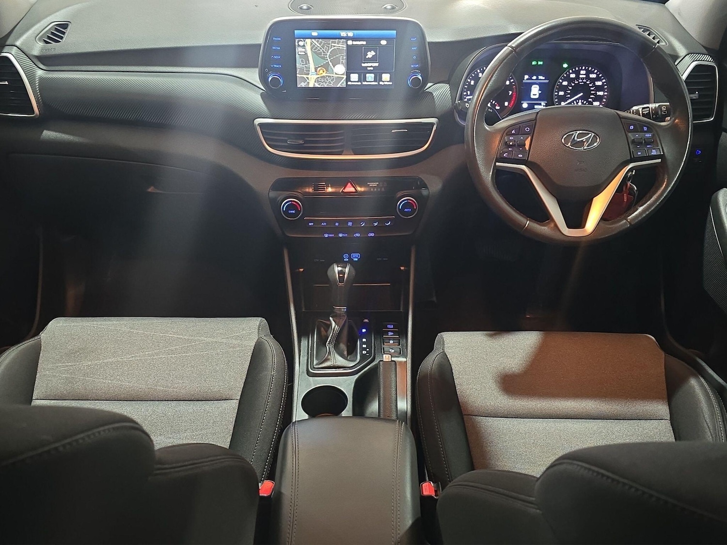 Used Hyundai TUCSON 2019 for sale - 77611888: Photo 2