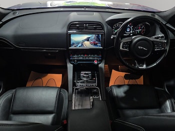 Used Jaguar F-Pace 2018 for sale - 79303759: Photo