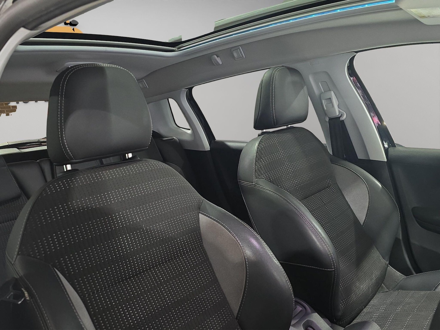 Used Peugeot 2008 2018 for sale - 77057707: Photo 13