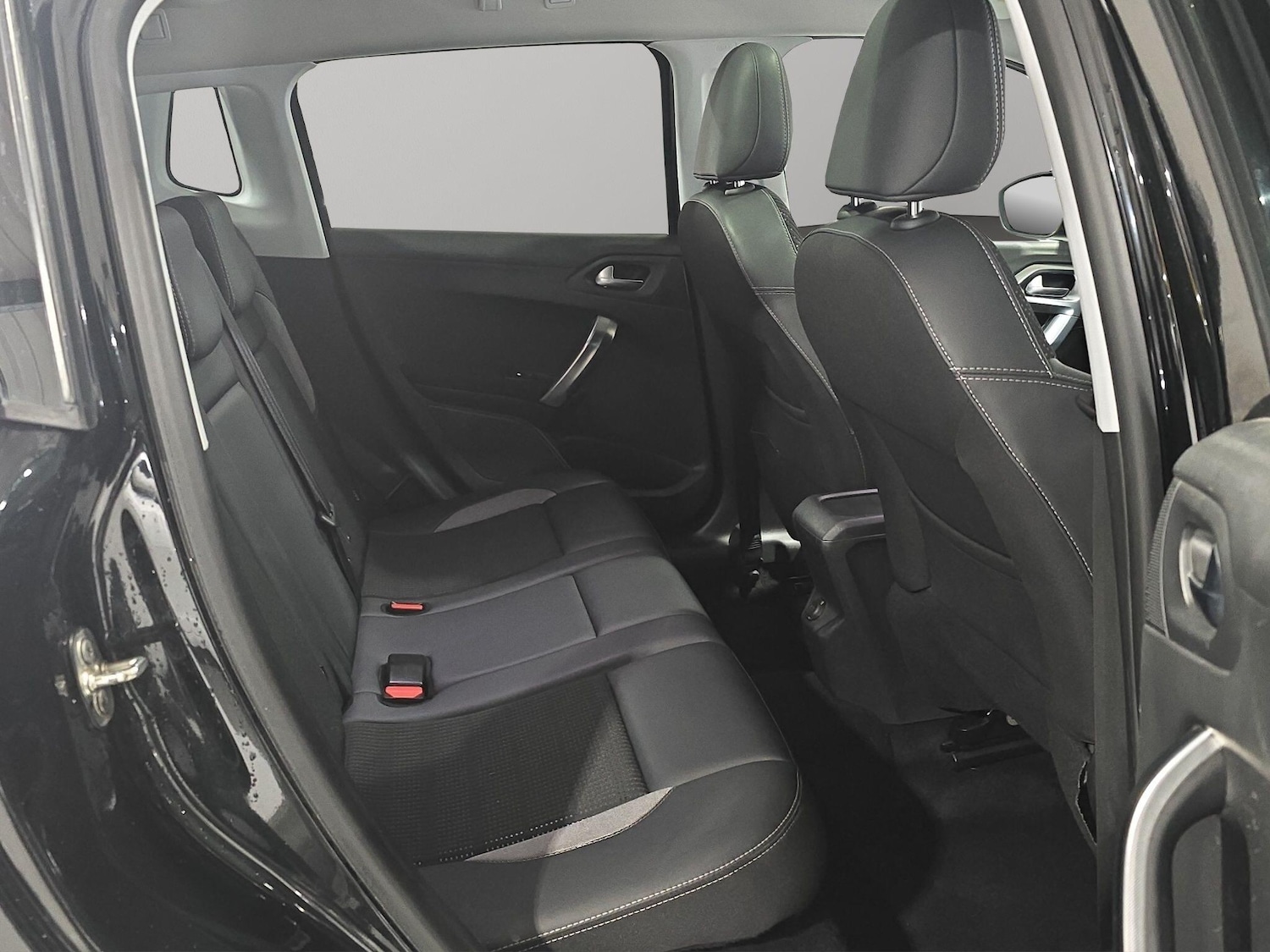 Used Peugeot 2008 2018 for sale - 77057707: Photo 14