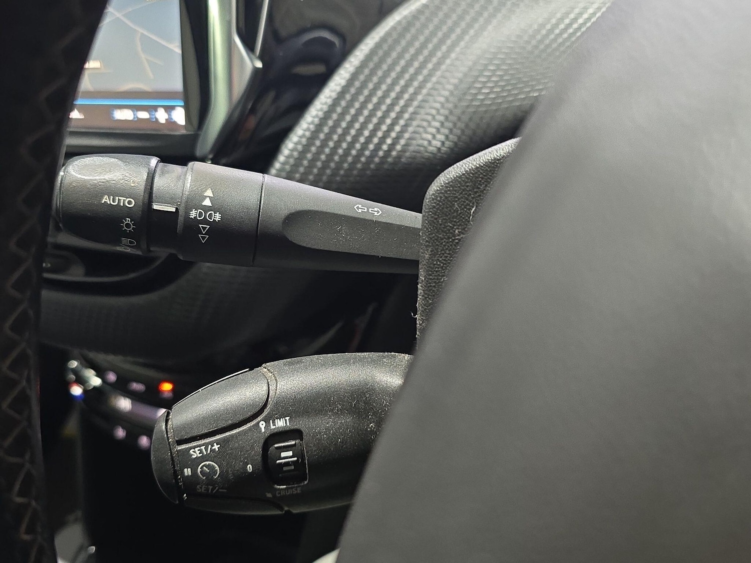 Used Peugeot 2008 2018 for sale - 77057707: Photo 25