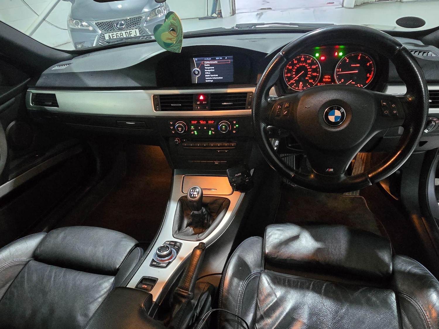 Used BMW 3 Series 2012 for sale - 76993740: Photo 2