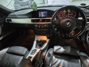 Used BMW 3 Series 2012 for sale - 76993740: Photo