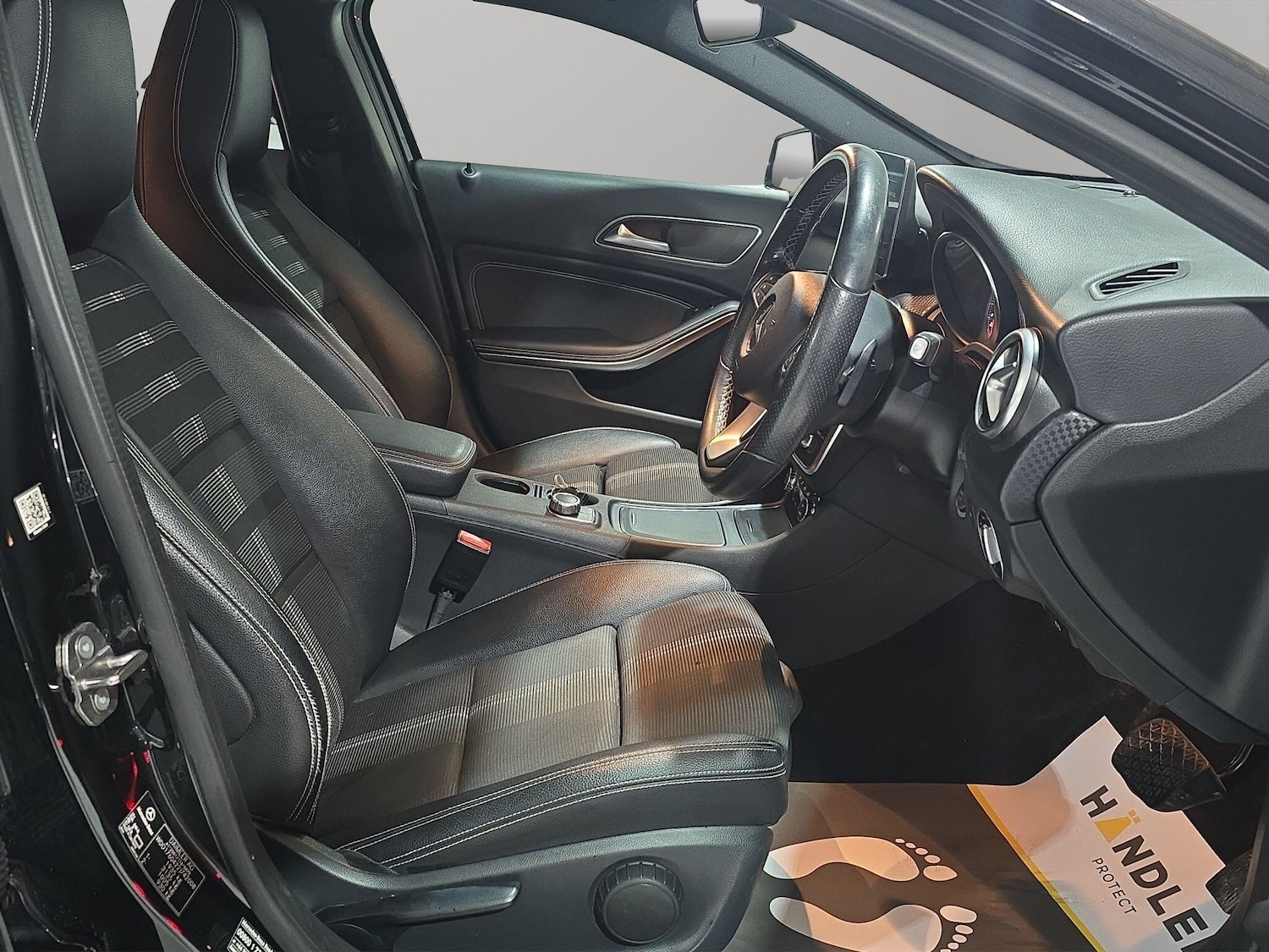 Used Mercedes-Benz A-Class 2018 for sale - 76689510: Photo 11