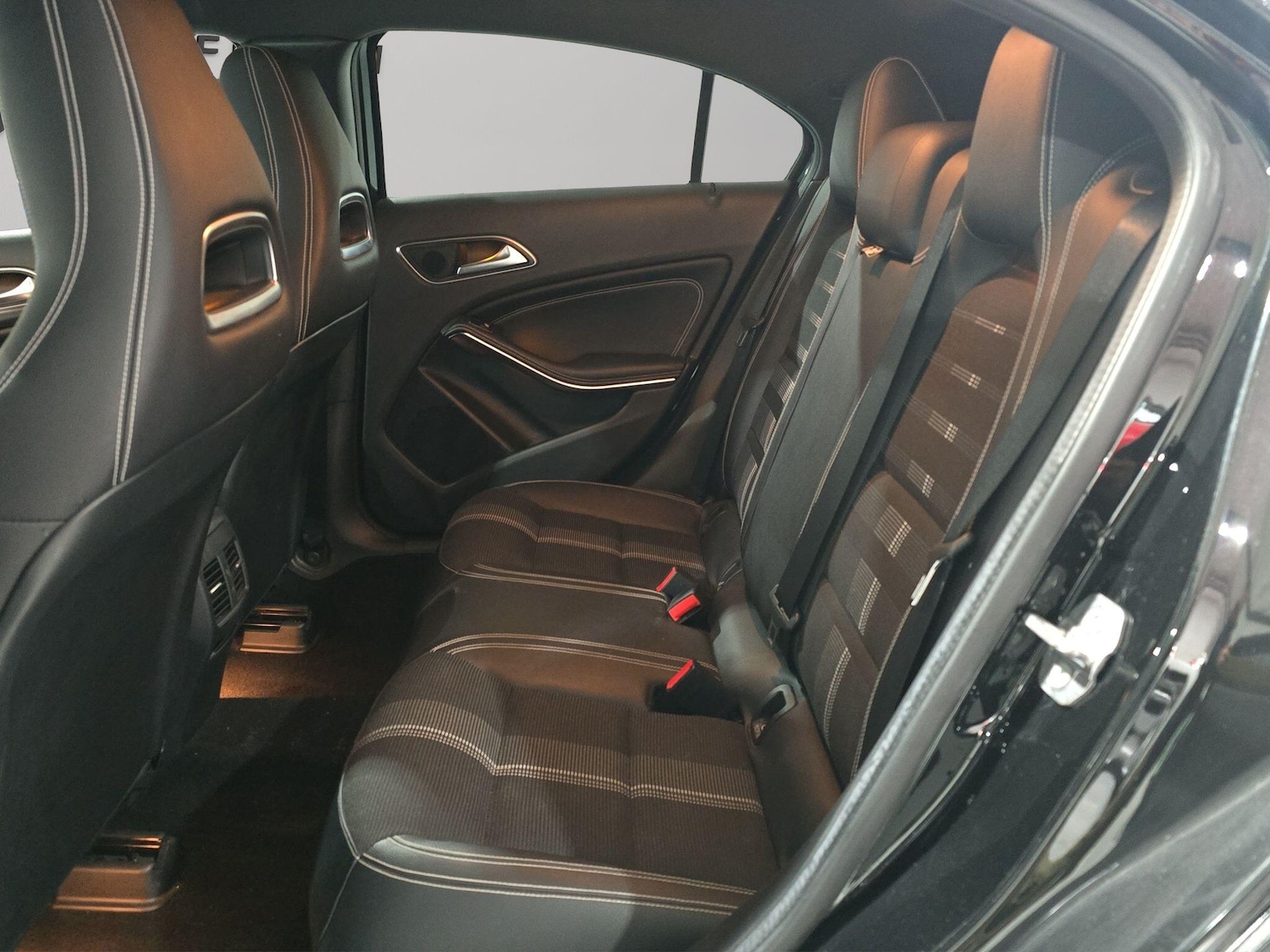 Used Mercedes-Benz A-Class 2018 for sale - 76689510: Photo 18