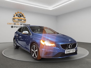 Used Volvo V40 2017 for sale - 77358567: Photo