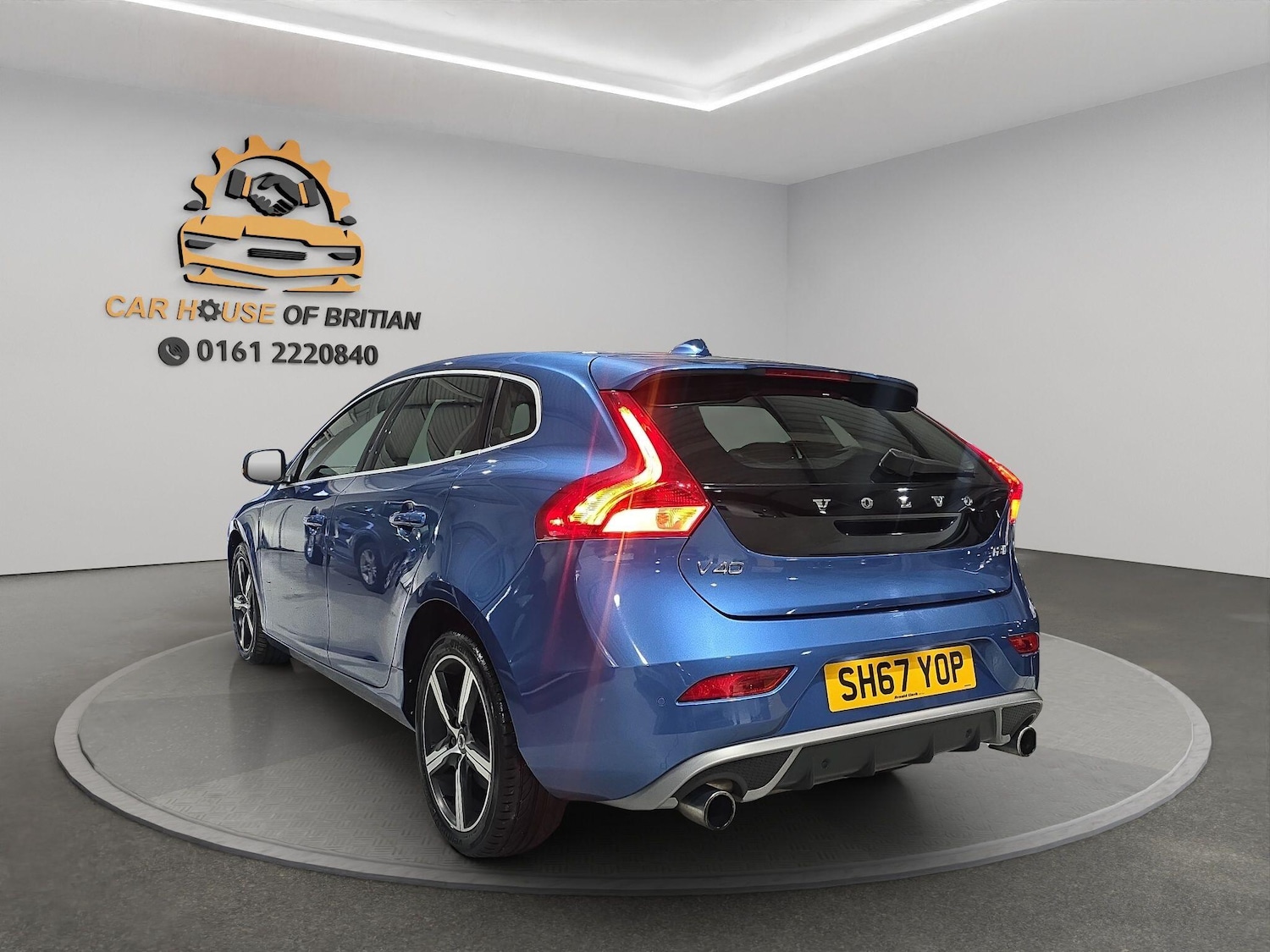 Used Volvo V40 2017 for sale - 77358567: Photo 8