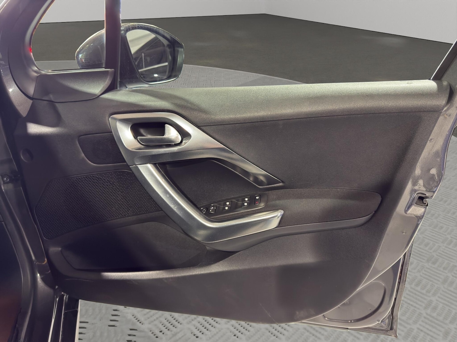 Used Peugeot 2008 2019 for sale - 77550353: Photo 16