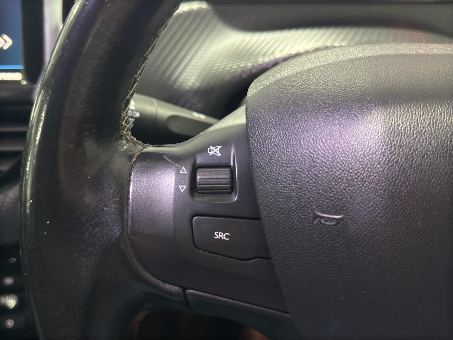 Used Peugeot 2008 2019 for sale - 77550353: Photo 22