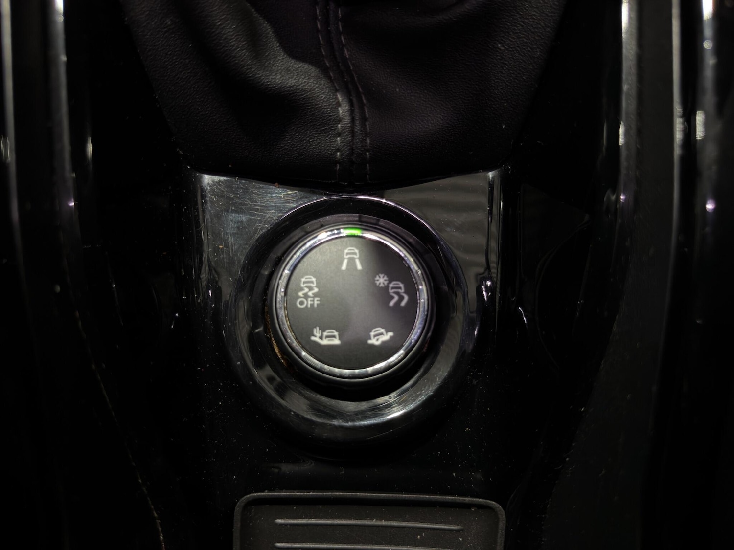 Used Peugeot 2008 2019 for sale - 77550353: Photo 24