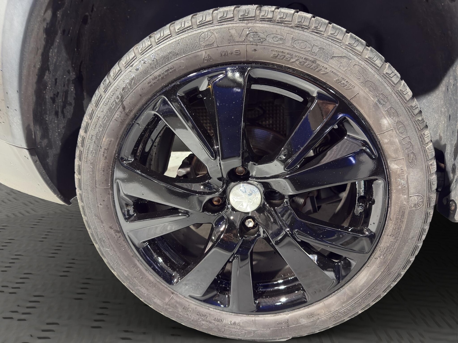 Used Peugeot 2008 2019 for sale - 77550353: Photo 32