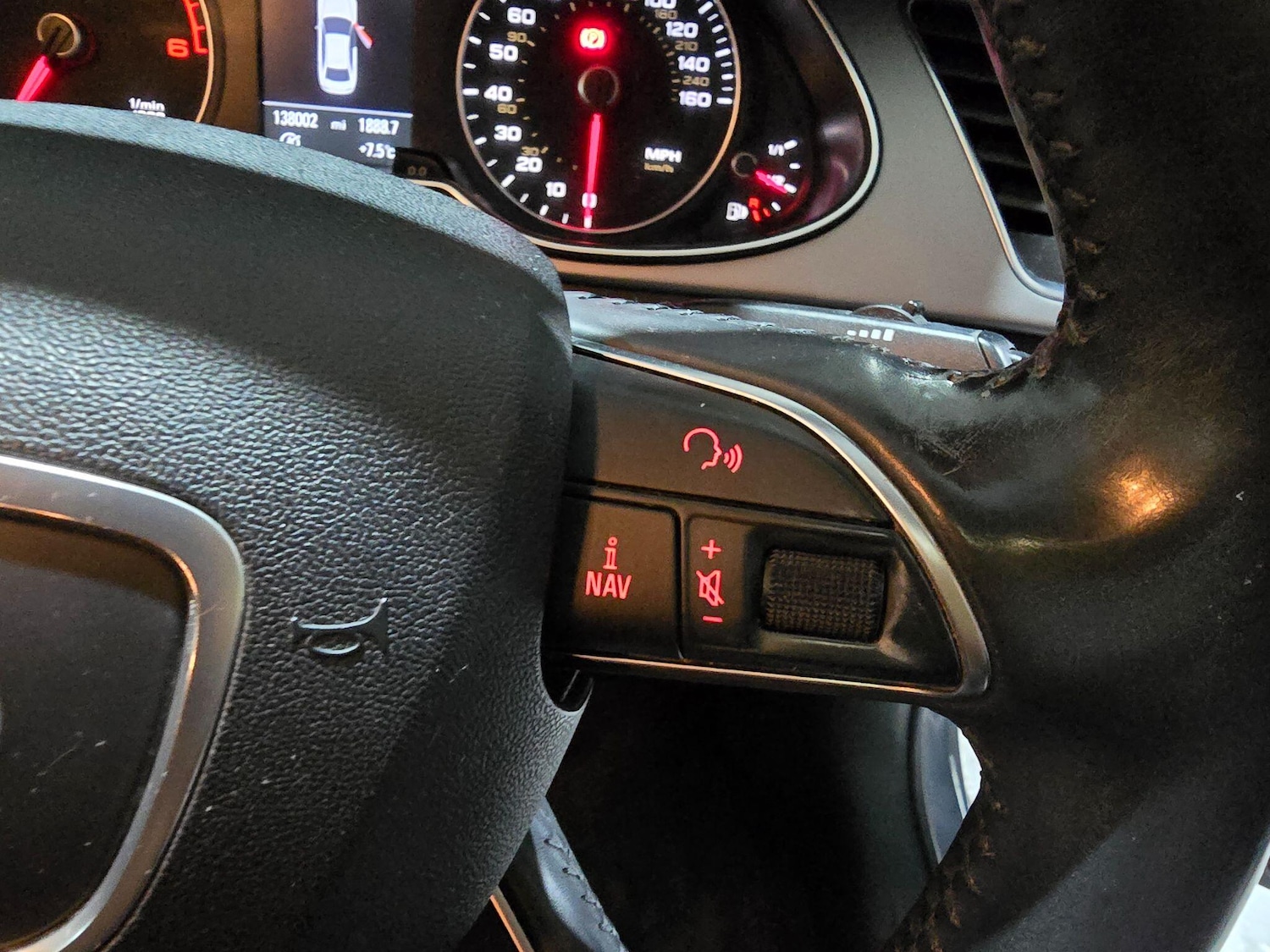 Used Audi A4 2013 for sale - 77279323: Photo 17