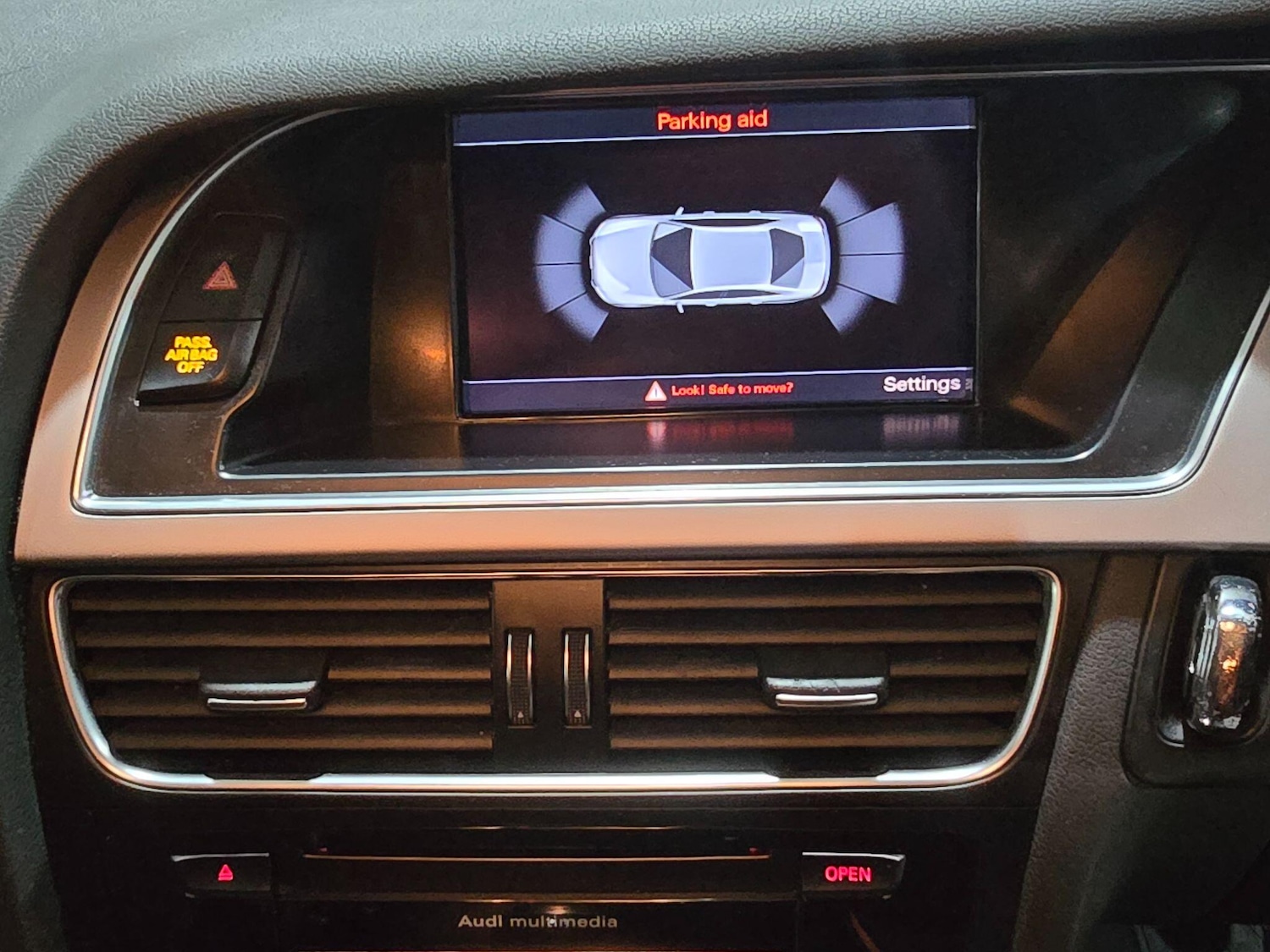 Used Audi A4 2013 for sale - 77279323: Photo 24