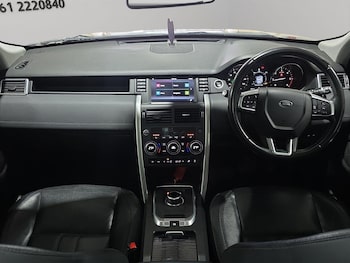 Used Land Rover Discovery Sport 2017 for sale - 77376872: Photo