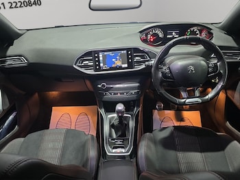 Used Peugeot 308 2017 for sale - 78261028: Photo