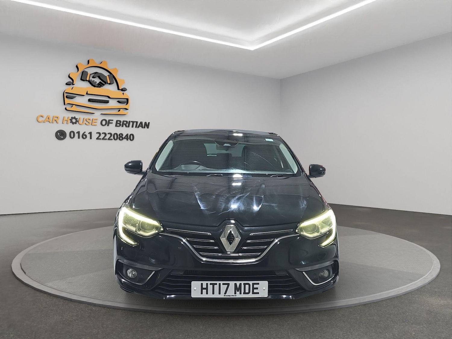 Used Renault Megane 2017 for sale - 76408836: Photo 2