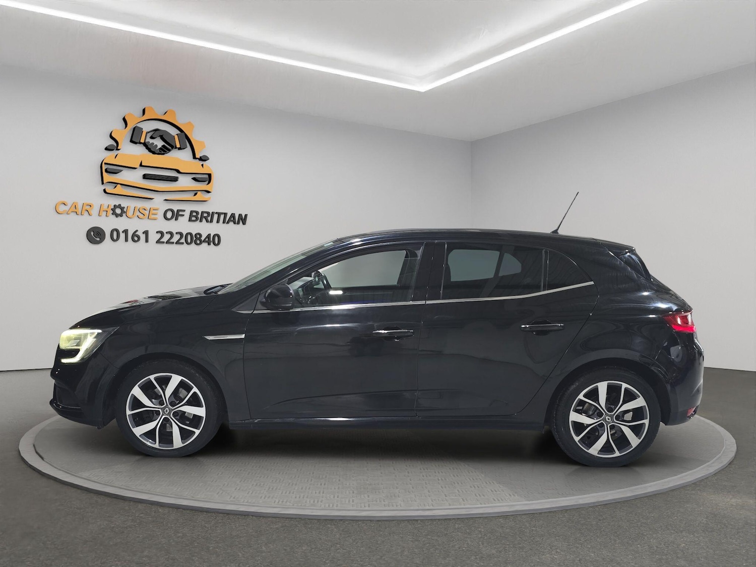 Used Renault Megane 2017 for sale - 76408836: Photo 8