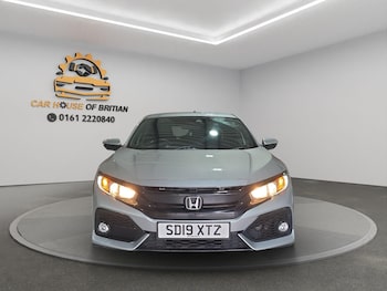 Used Honda Civic 2019 for sale - 75608888: Photo