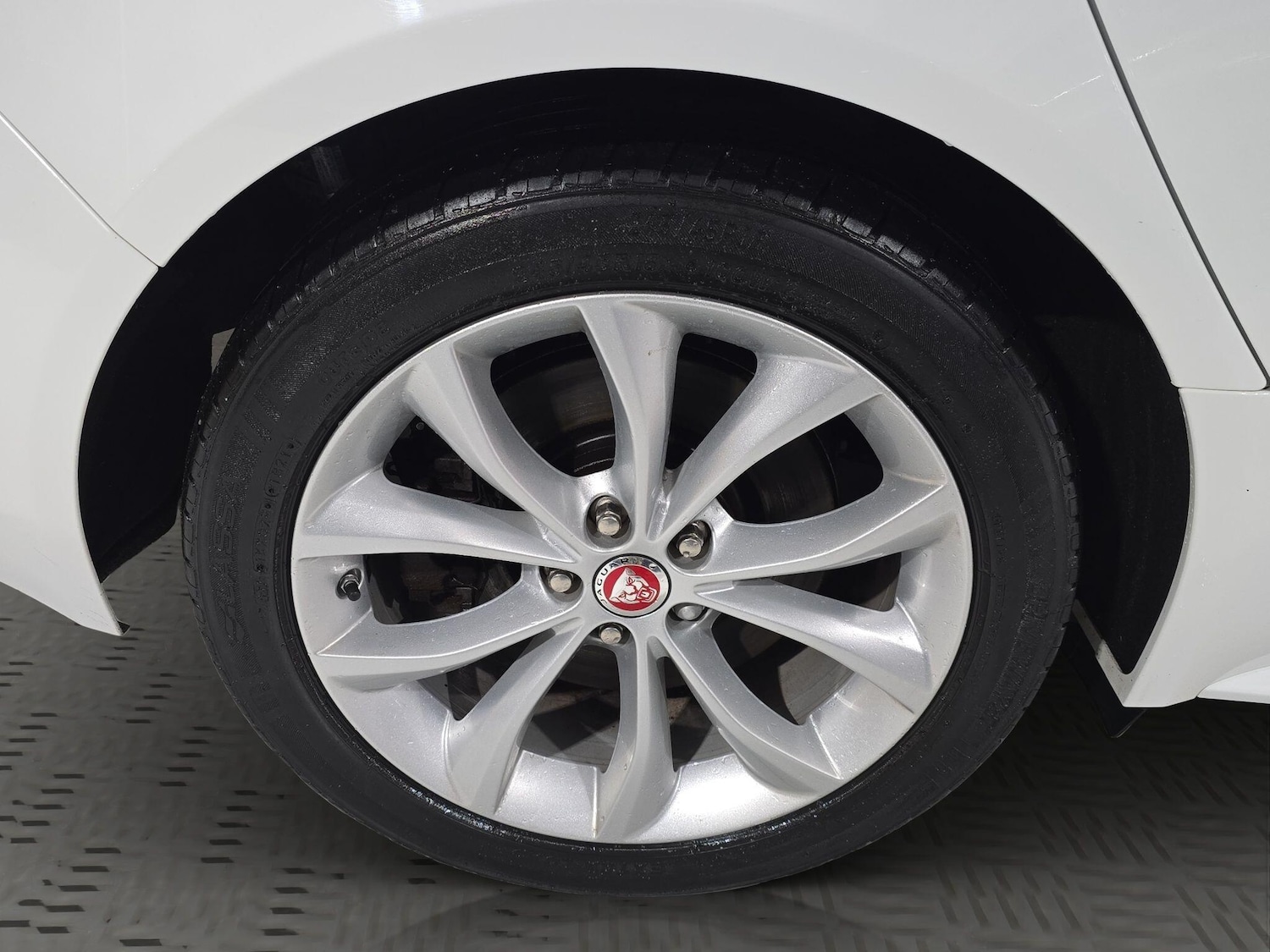 Used Jaguar XF 2018 for sale - 77174455: Photo 39