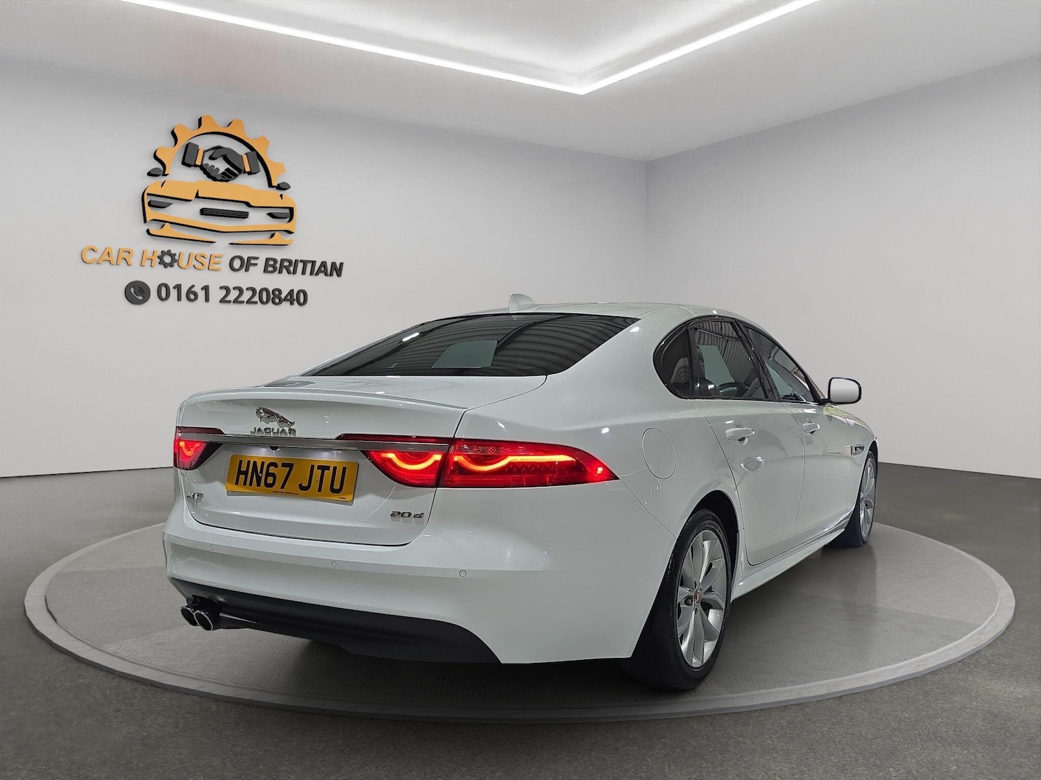 Used Jaguar XF 2018 for sale - 77174455: Photo 5