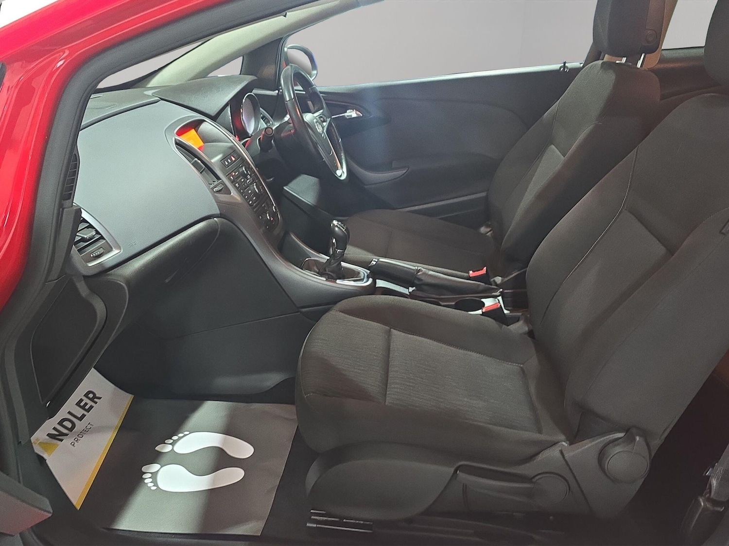 Used Vauxhall Astra GTC 2015 for sale - 76992955: Photo 11