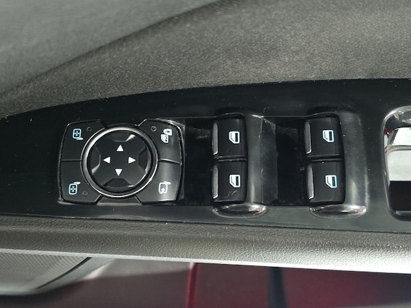 Used Ford Mondeo 2015 for sale - 73659032: Photo 37