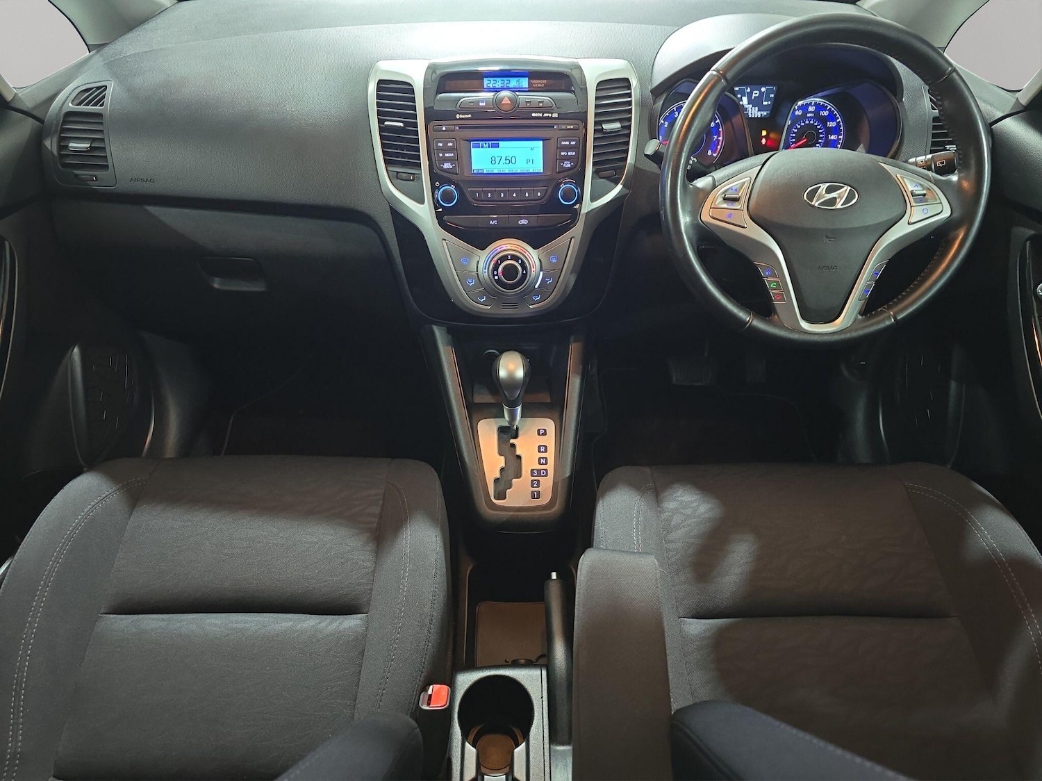 Used Hyundai Ix20 2015 for sale - 76989401: Photo 2