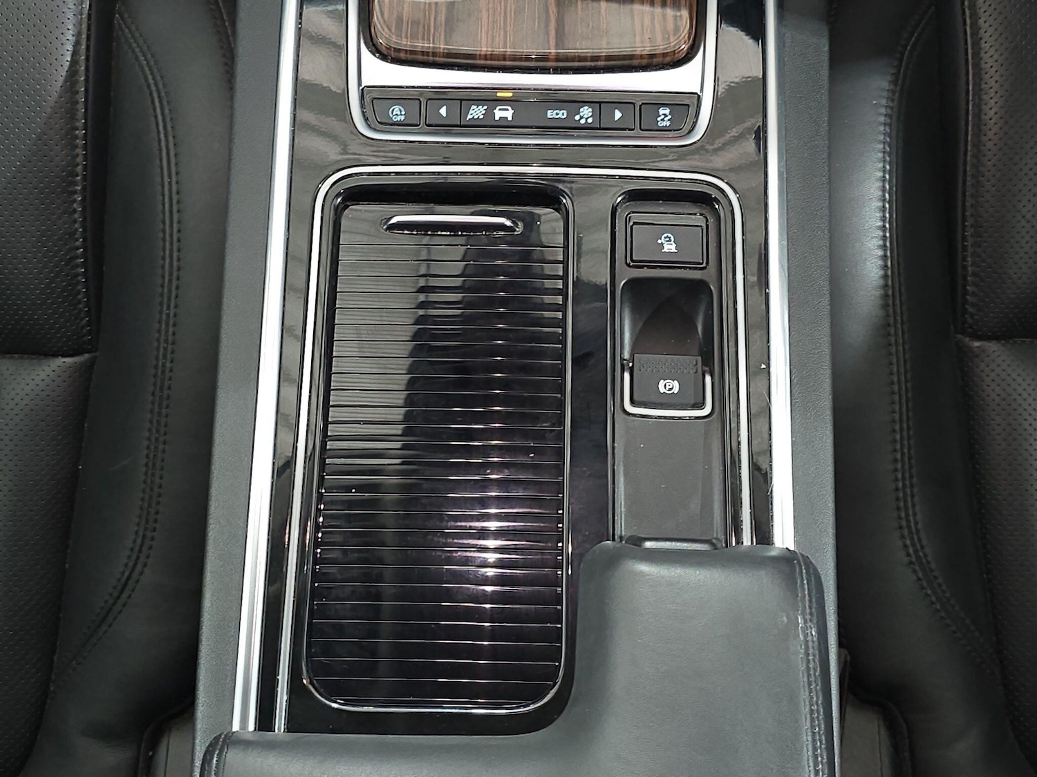 Used Jaguar XF 2018 for sale - 75965217: Photo 26