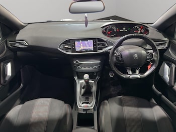 Used Peugeot 308 2018 for sale - 77549667: Photo