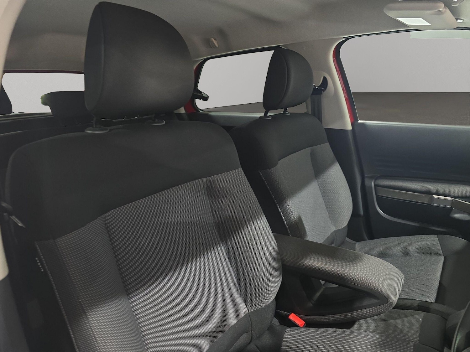 Used Citroen C4 Cactus 2015 for sale - 75857346: Photo 13