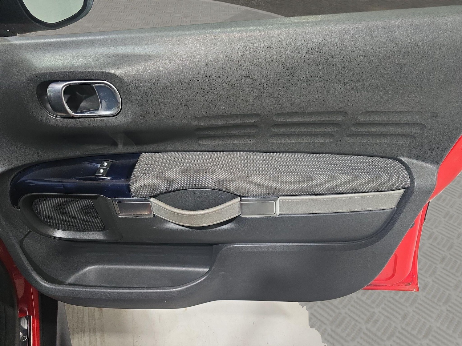 Used Citroen C4 Cactus 2015 for sale - 75857346: Photo 24