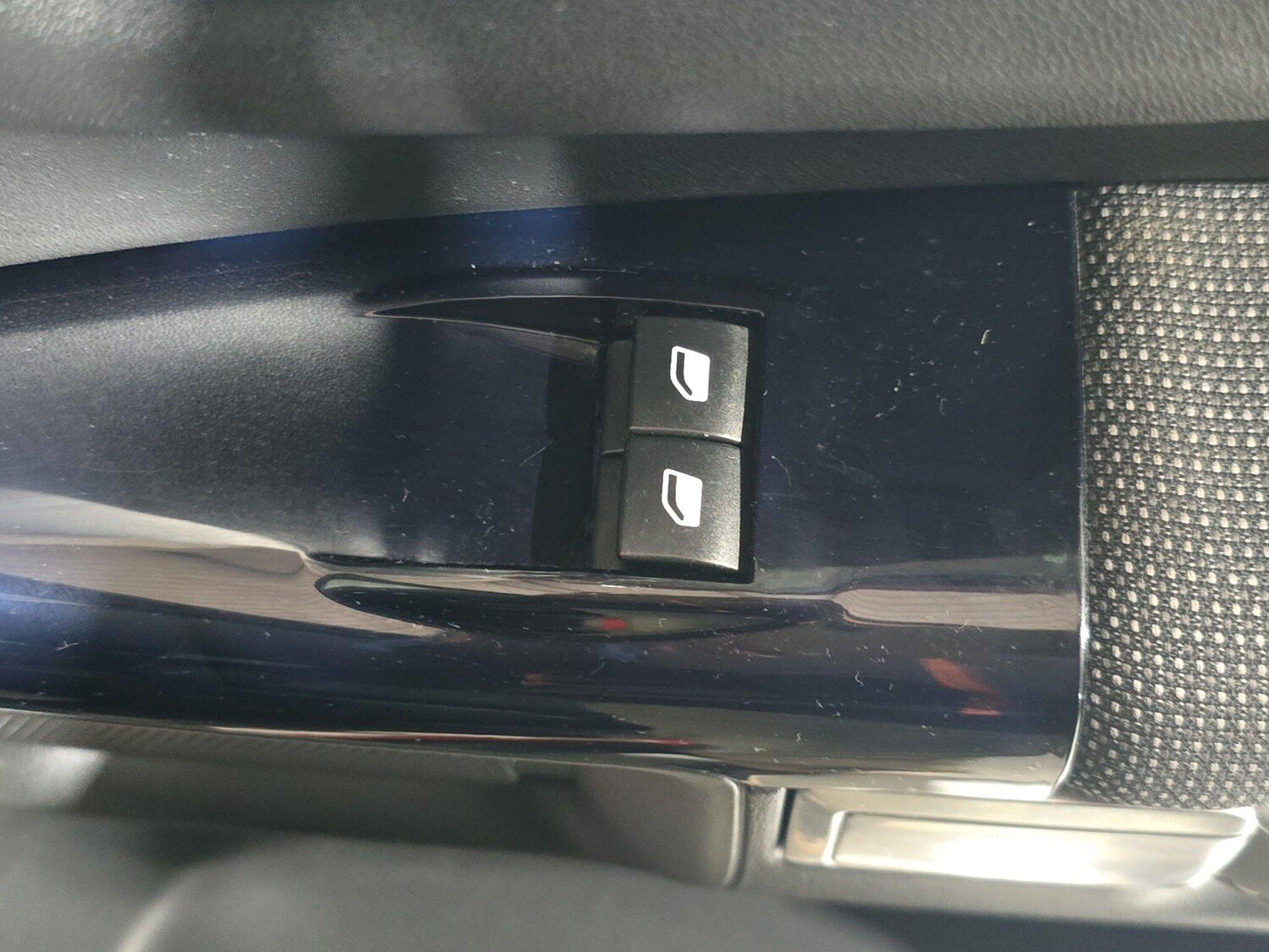 Used Citroen C4 Cactus 2015 for sale - 75857346: Photo 26