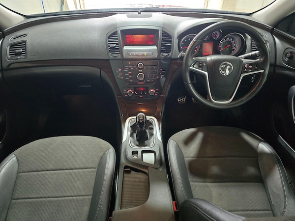 Used Vauxhall Insignia 2009 for sale - 76167370: Photo 2